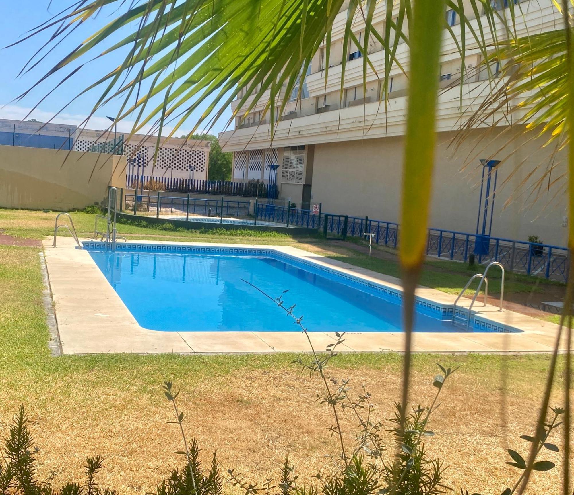 Fibes Con Parking Gratis Séville